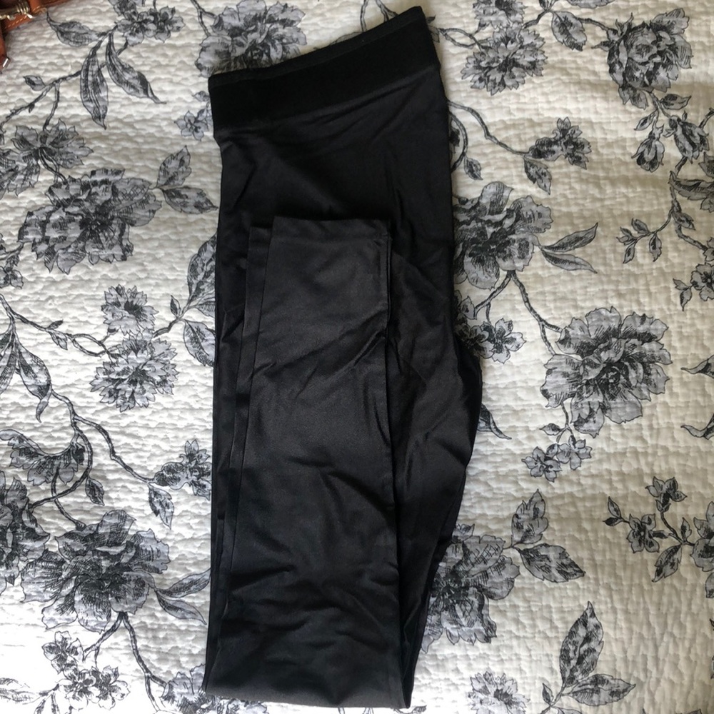 Garage shiny black tights